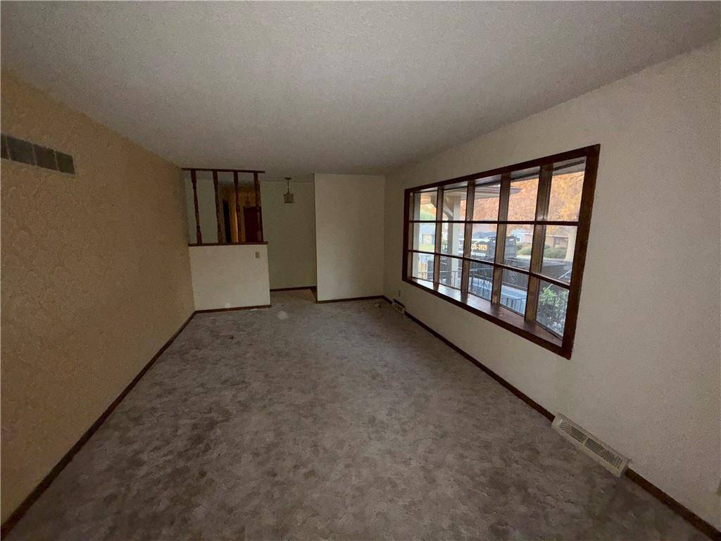 Kansas City, KS 66109,2431 N 73rd PL