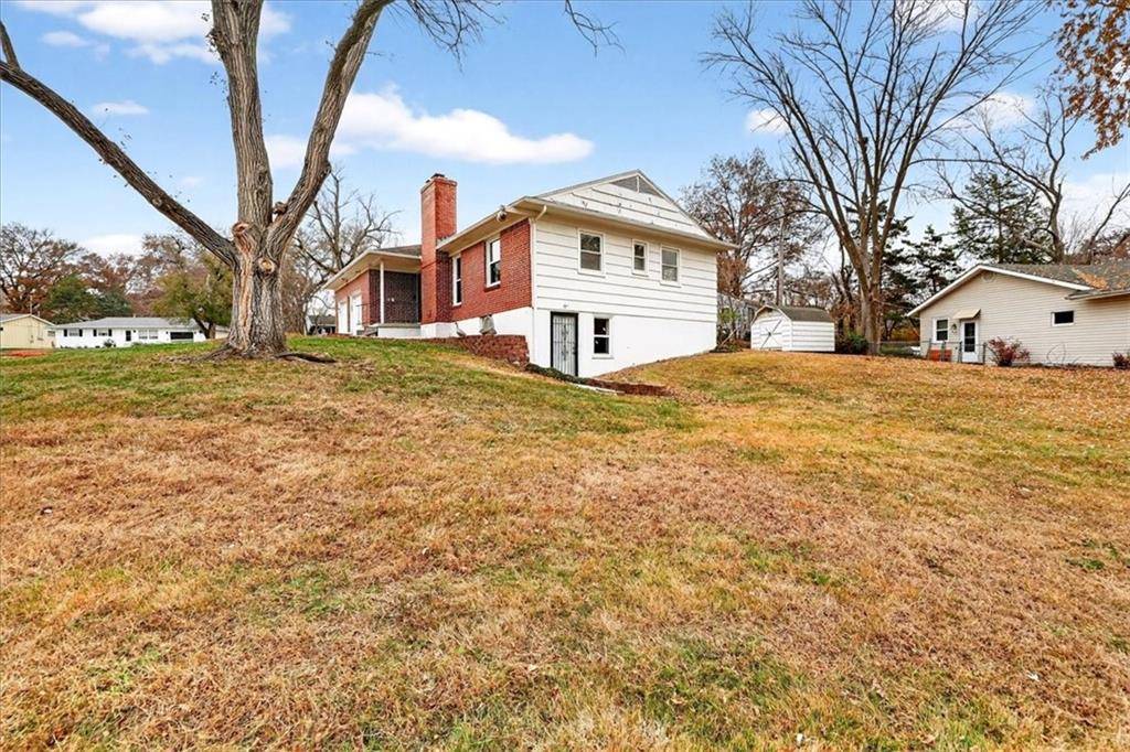 Overland Park, KS 66212,8230 W 92nd ST