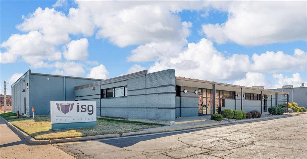 Topeka, KS 66607,400 SE Jefferson ST