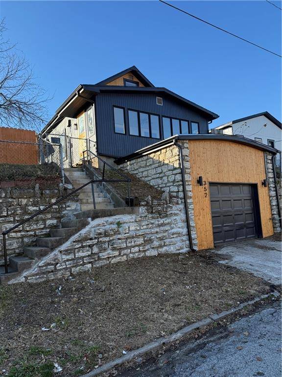 Kansas City, KS 66102,352 N 32nd ST