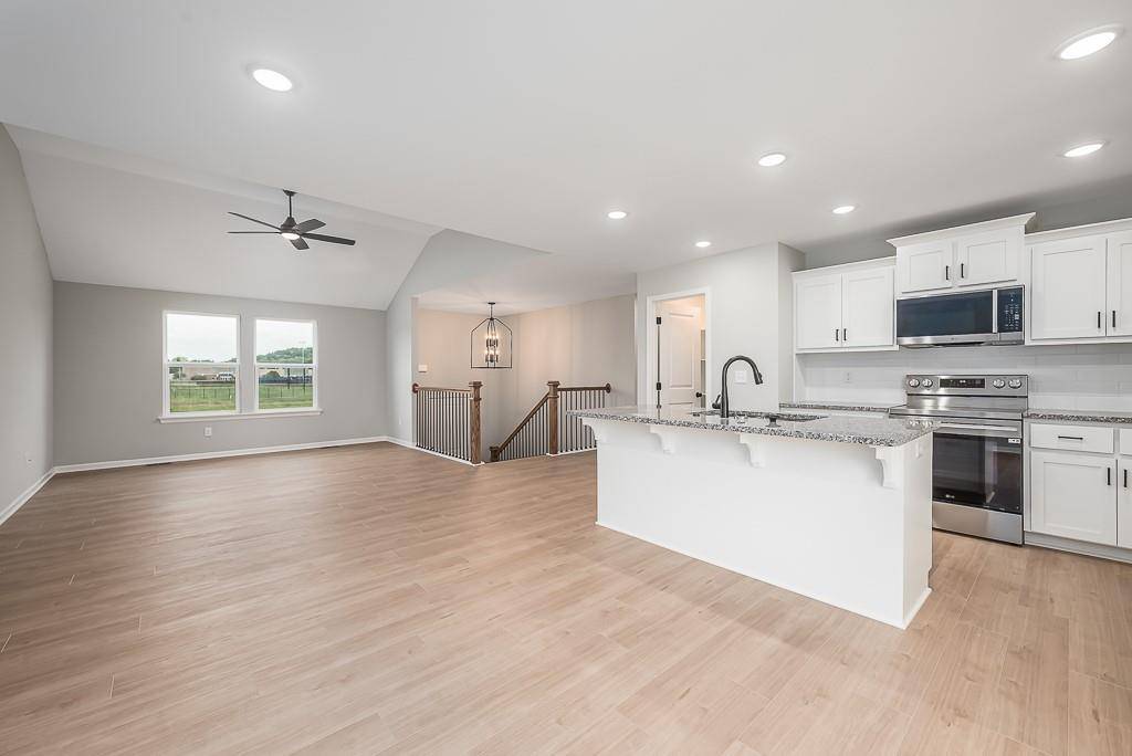 Perry, KS 66073,1011 2nd ST