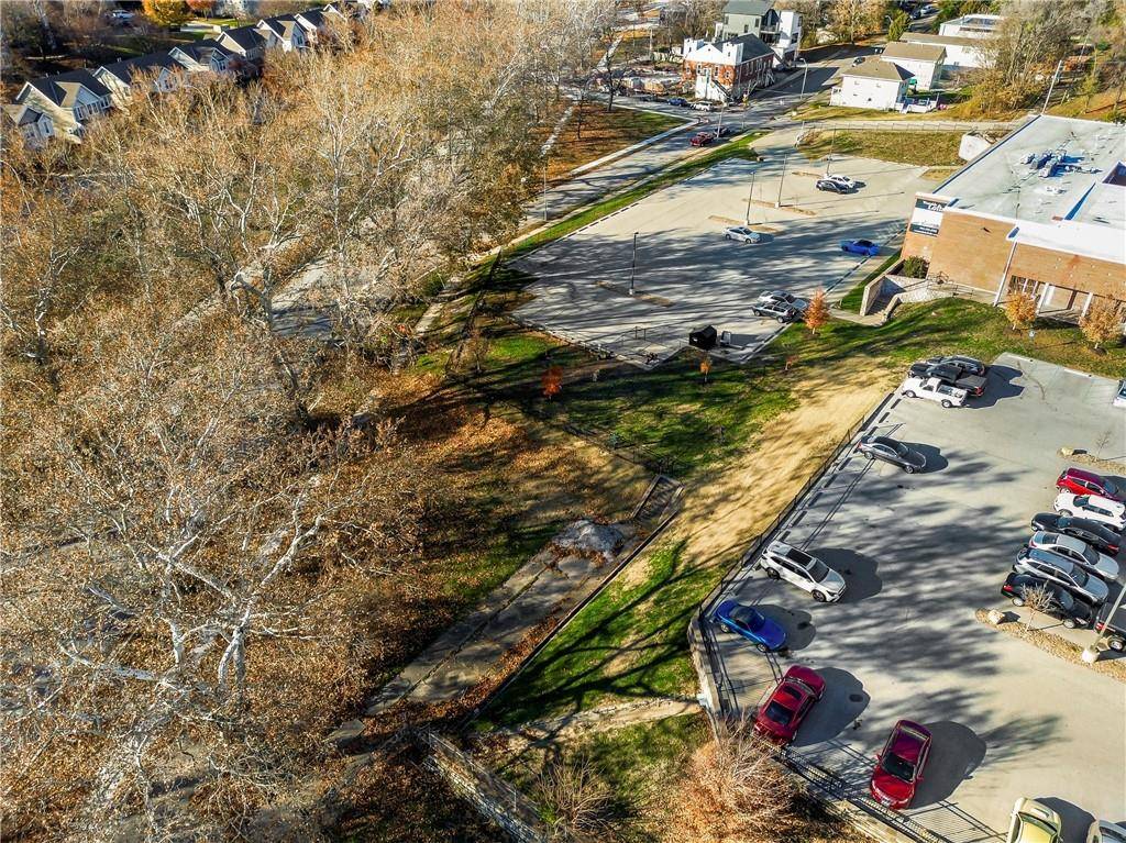 Kansas City, MO 64108,1810 Madison AVE