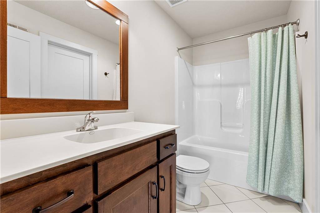 Lee's Summit, MO 64081,2808 NW Nutall CT