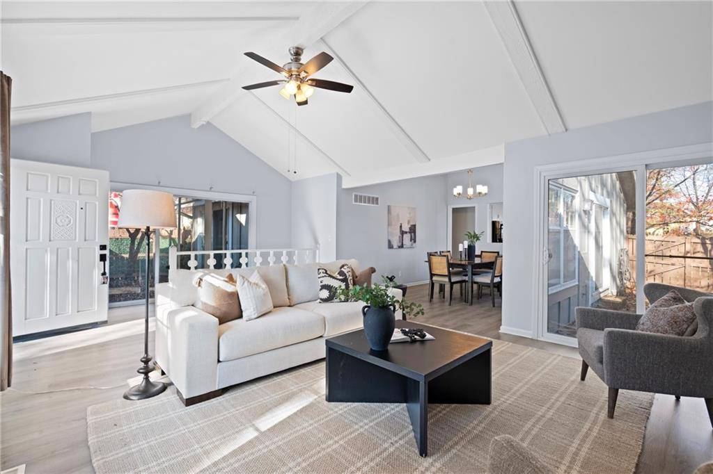 Shawnee, KS 66203,10236 Edelweiss CIR