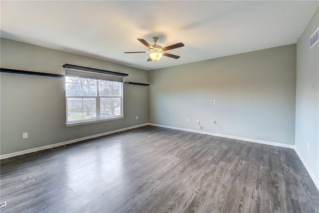 Kansas City, MO 64119,5412 NE 62nd ST