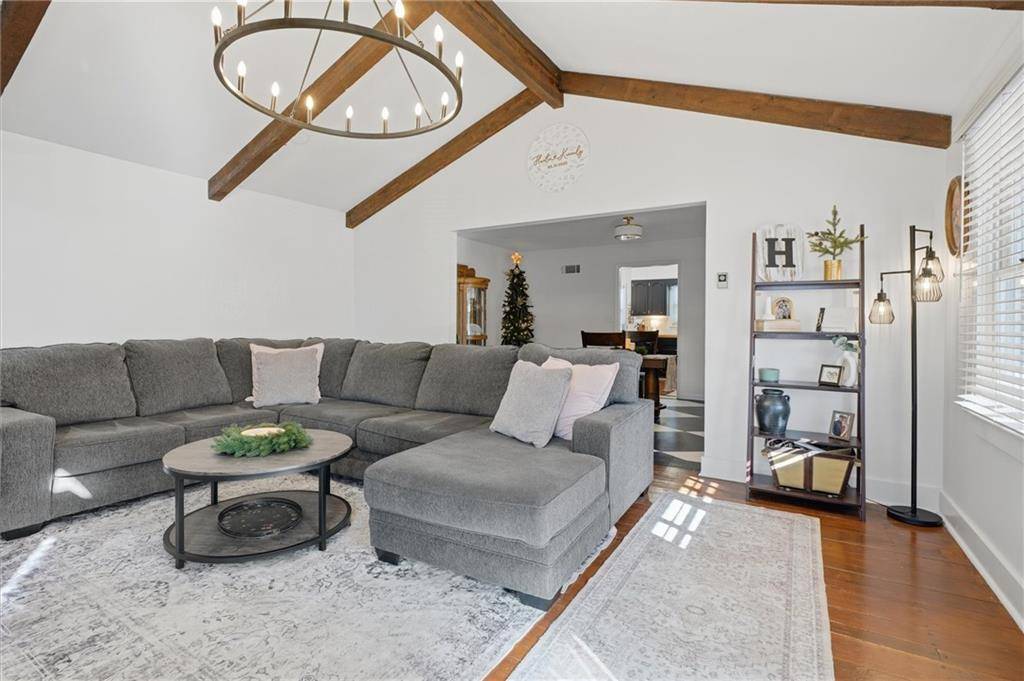 Richmond, MO 64085,203 Sanderson DR