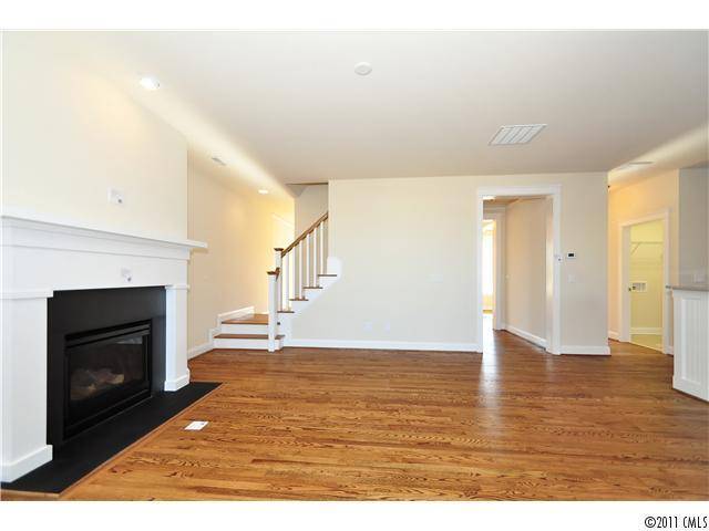 Davidson, NC 28036,15854 Kiser Corner LN