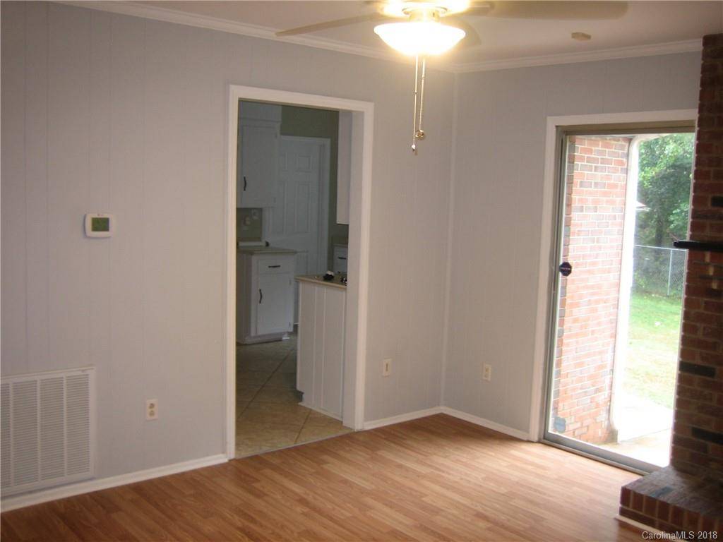 Charlotte, NC 28212,824 Eaglewood AVE