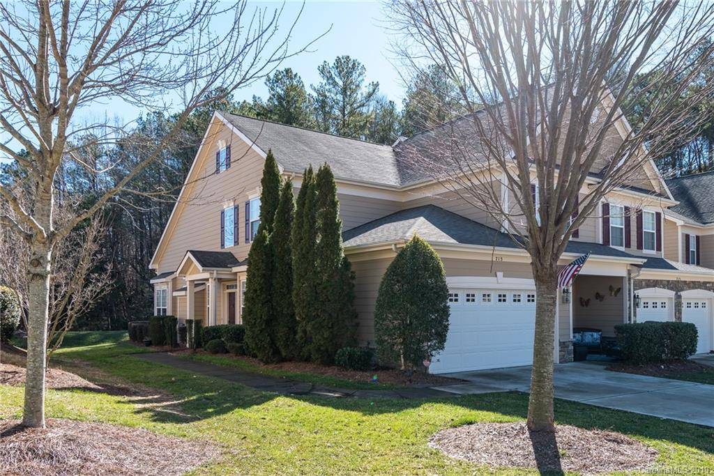 Tega Cay, SC 29708,713 Deerbrook LN