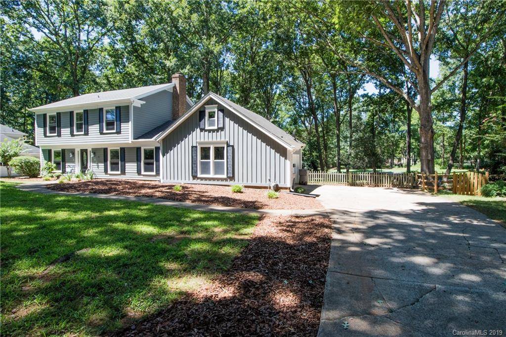 Charlotte, NC 28277,9416 Whitethorn DR