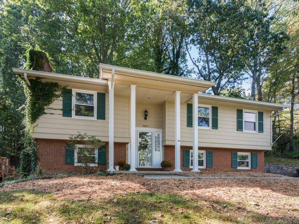 Arden, NC 28704,18 Laurel Park DR