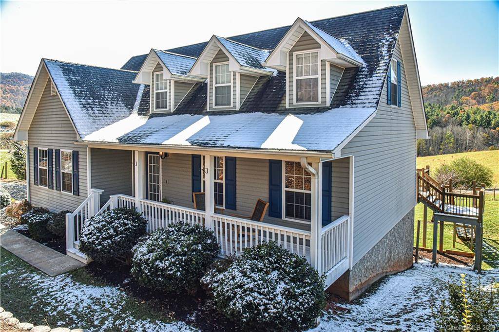 Weaverville, NC 28787,117 Pleasant Grove RD