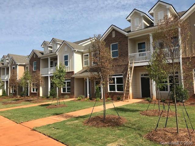 Fort Mill, SC 29715,226 Overstone CT #10