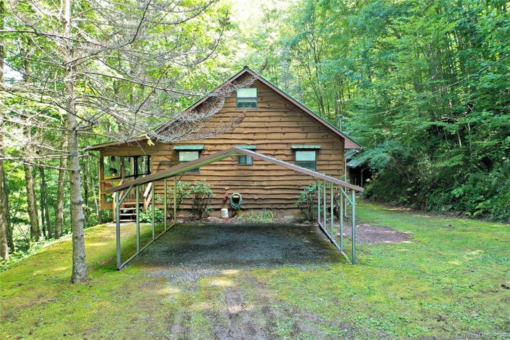 Sylva, NC 28779,49 Shady LN