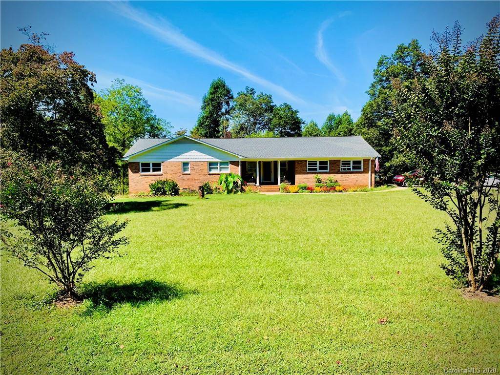 Lincolnton, NC 28092,909 Hillard LN