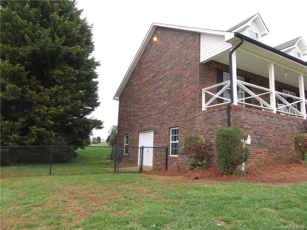 Lincolnton, NC 28092,2664 Little River CT