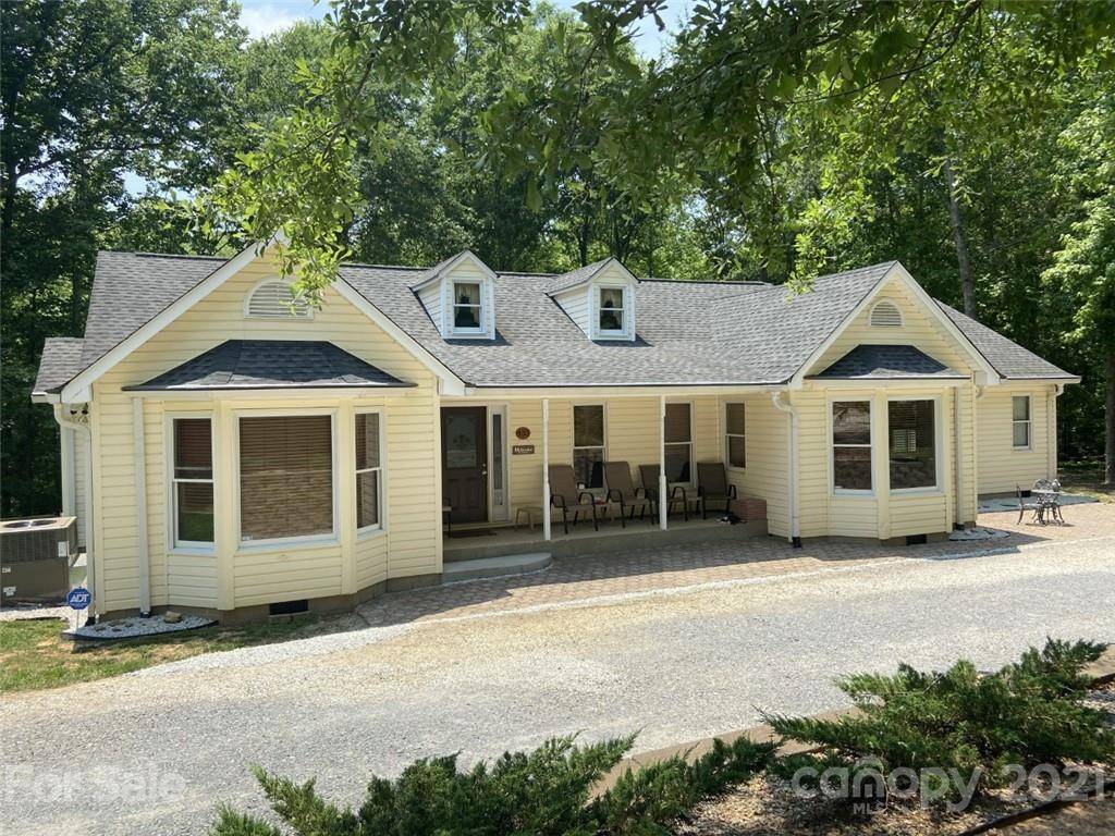 Blacksburg, SC 29702,433 Foster Lake RD