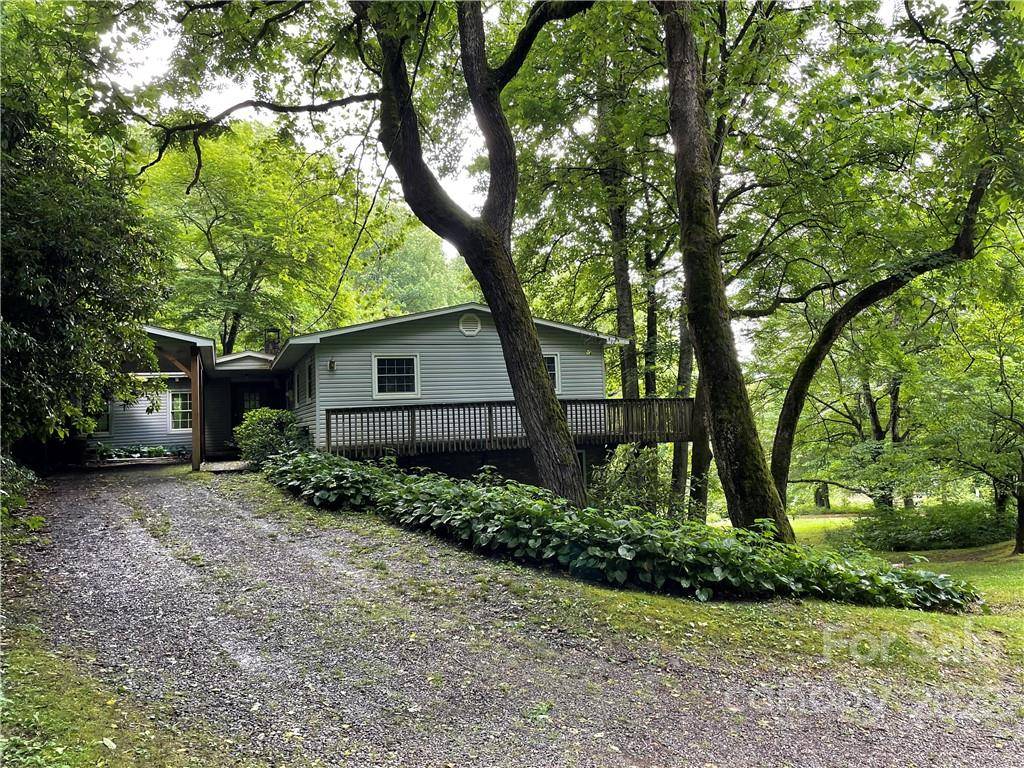 Cullowhee, NC 28723,100 Caney Fork RD