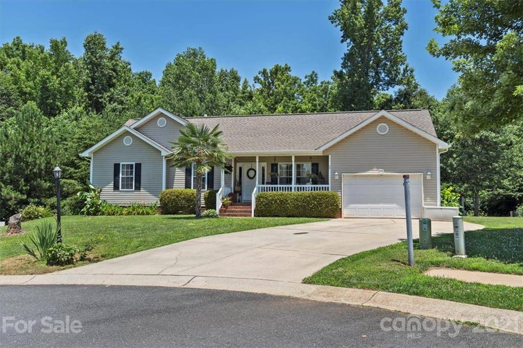 Clover, SC 29710,306 Lone Tree LN