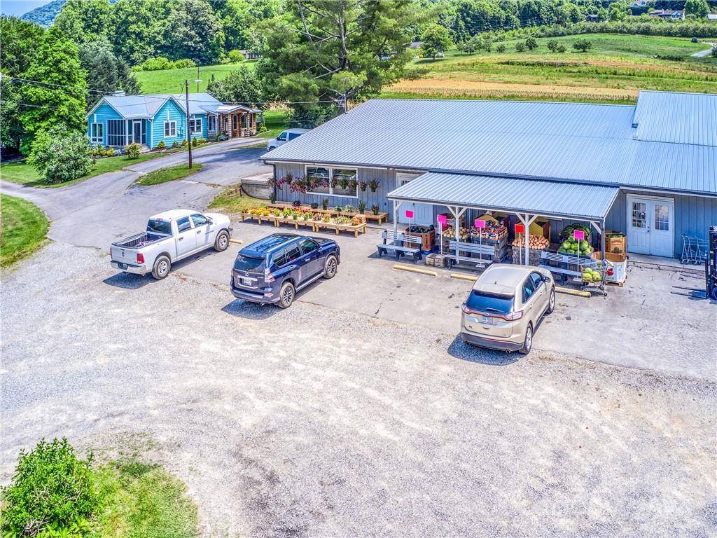 Waynesville, NC 28786,2266 Crymes Cove RD