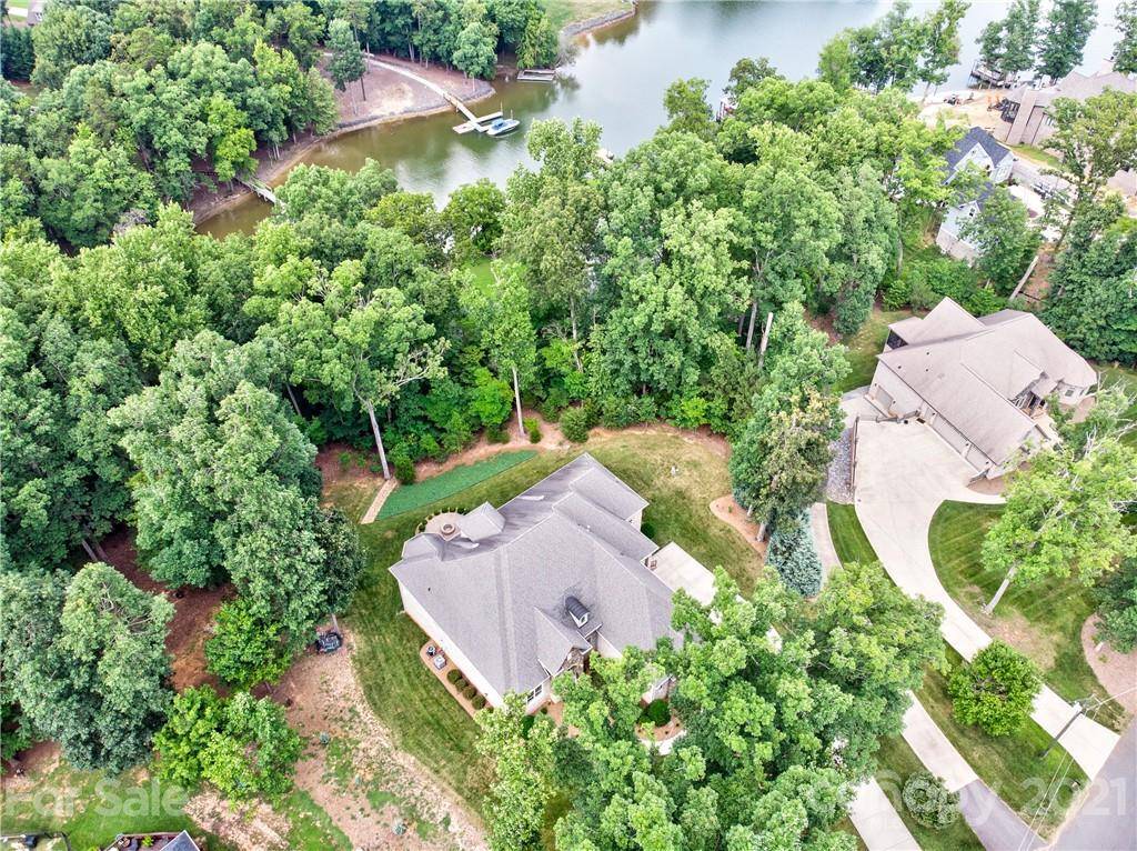 Lake Wylie, SC 29710,5913 Johnson RD #10