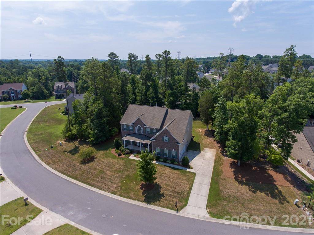 Lake Wylie, SC 29710,433 Snapdragon DR #270