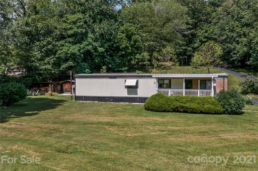 Candler, NC 28715,518 Case Cove RD