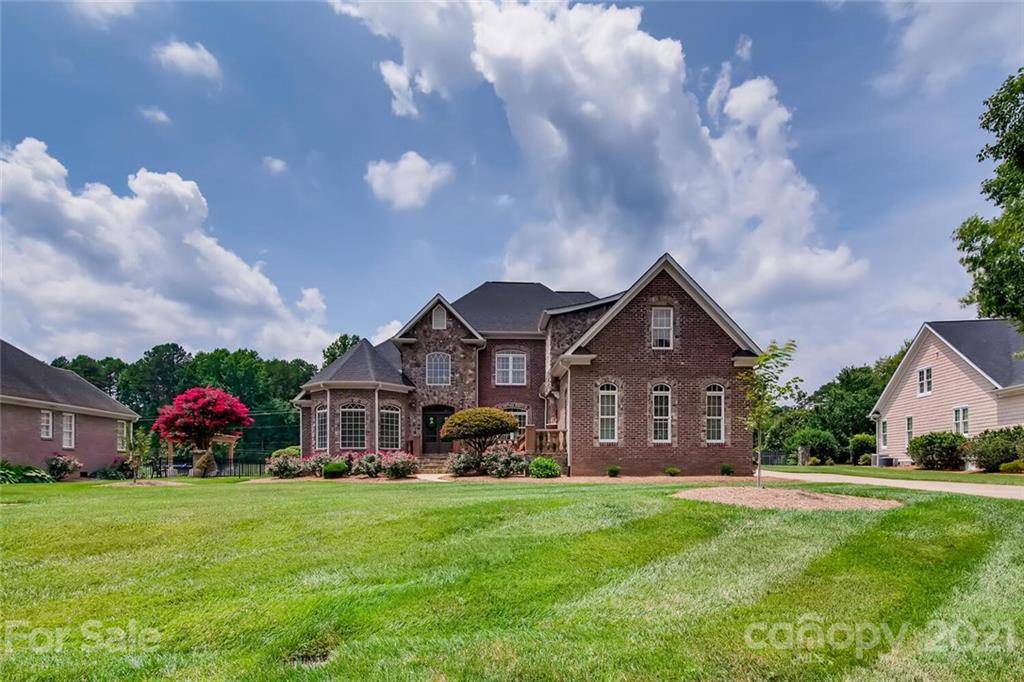 Davidson, NC 28036,6671 Fox Ridge CIR