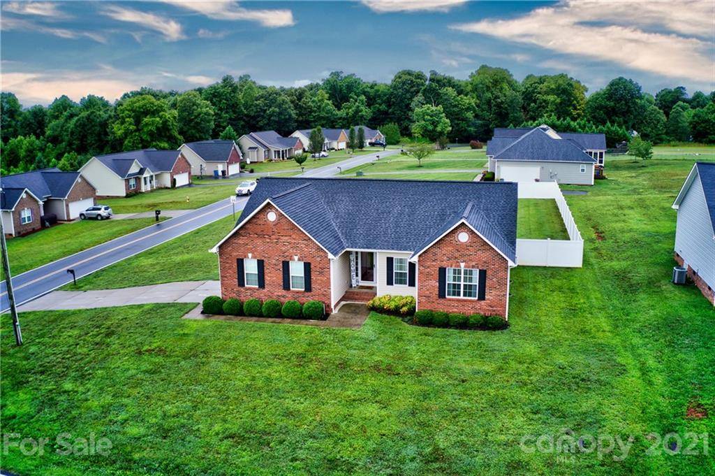 Conover, NC 28613,4805 County Home RD