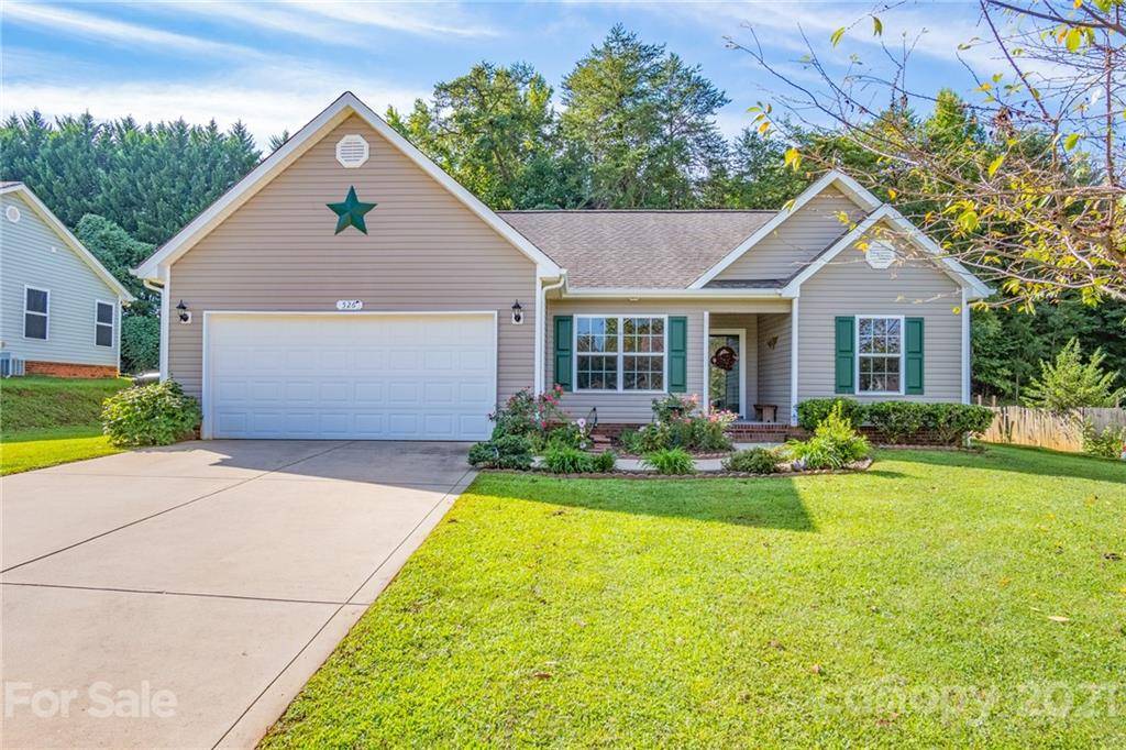 Clover, SC 29710,526 Pennyfields LN