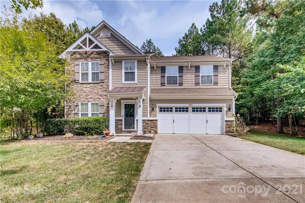 Lake Wylie, SC 29710,137 Poplin PL