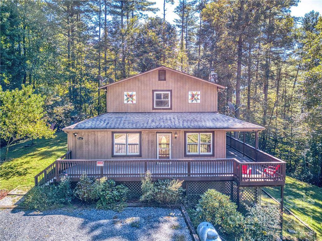 Waynesville, NC 28785,885 Rustic Heights RD