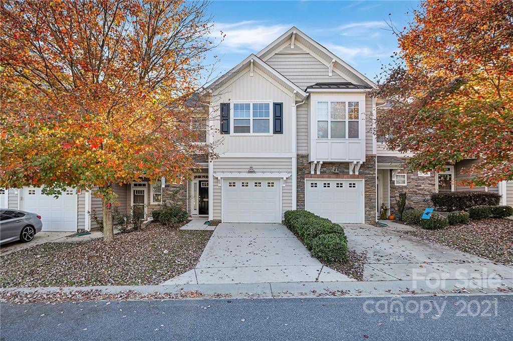 Fort Mill, SC 29708,884 Petersburg DR