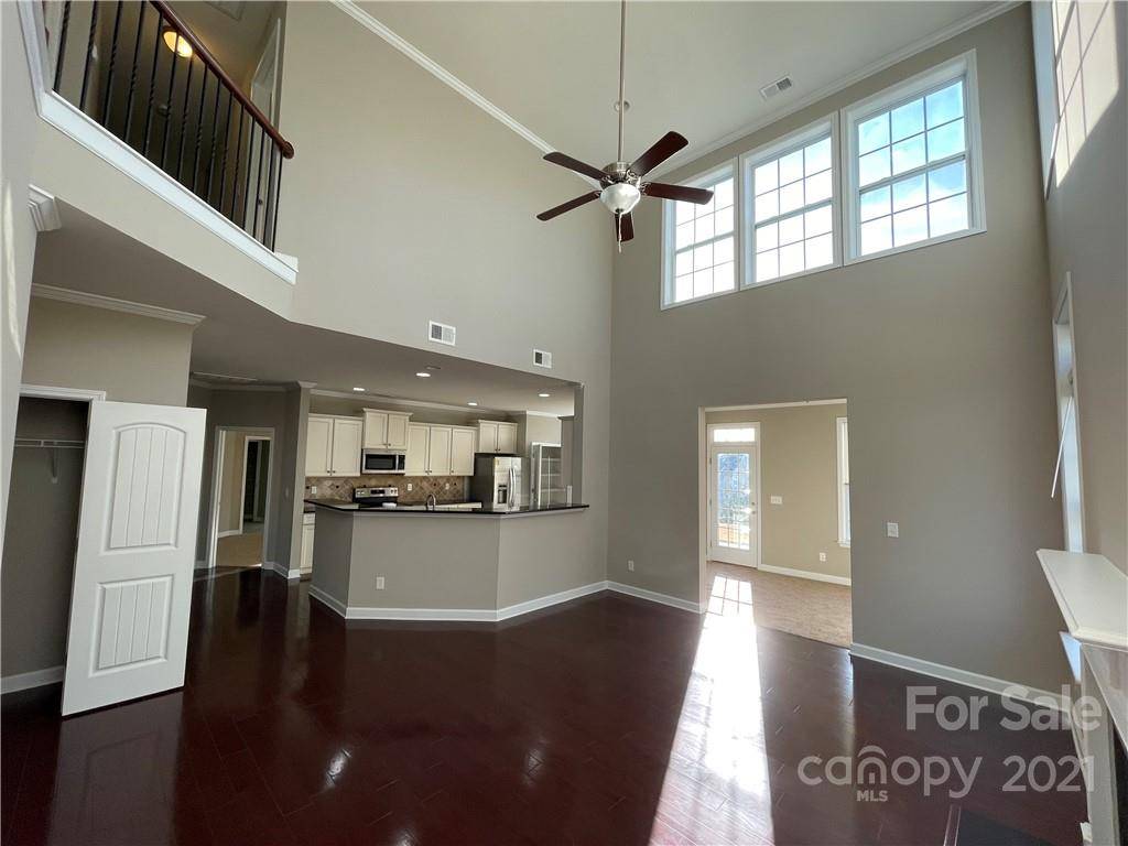 Tega Cay, SC 29708,740 Fresia DR