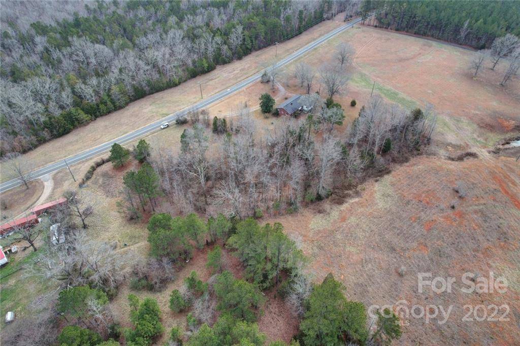 Hickory Grove, SC 29717,3274 Sawmill RD