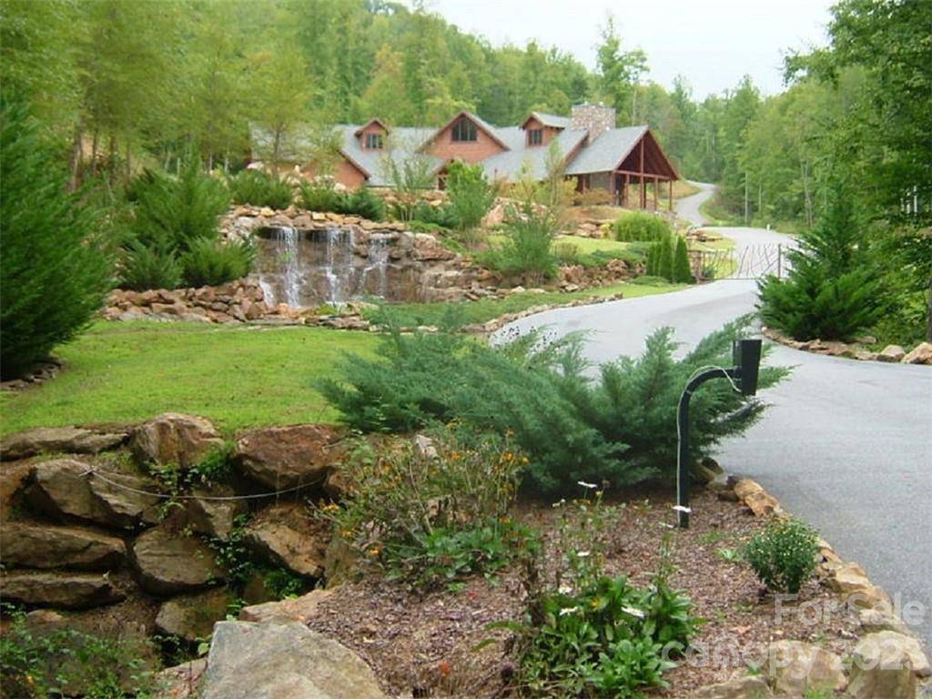 Sylva, NC 28779,0 Garnet RD #93