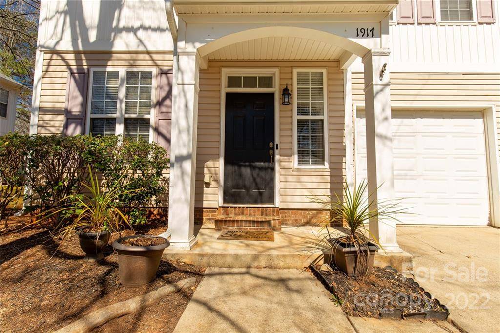 Fort Mill, SC 29715,1917 Bellflower DR