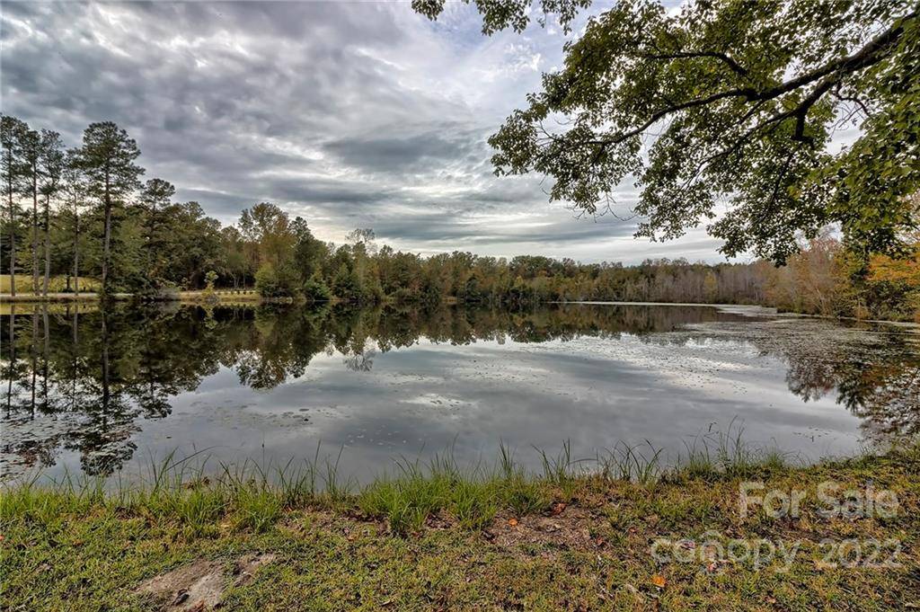 Cassatt, SC 29032,1926 Lake Elliott RD