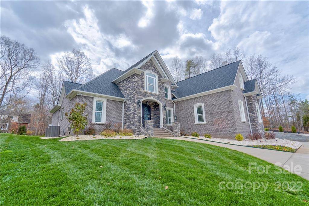 Kings Mountain, NC 28086,531 Coman LN