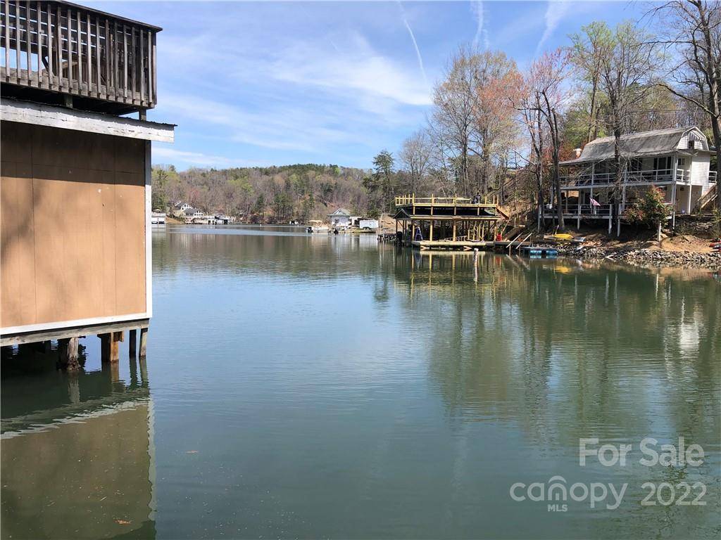 Lake Lure, NC 28746,108 Basswood DR