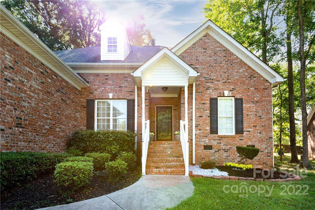 York, SC 29745,212 Victoria CIR