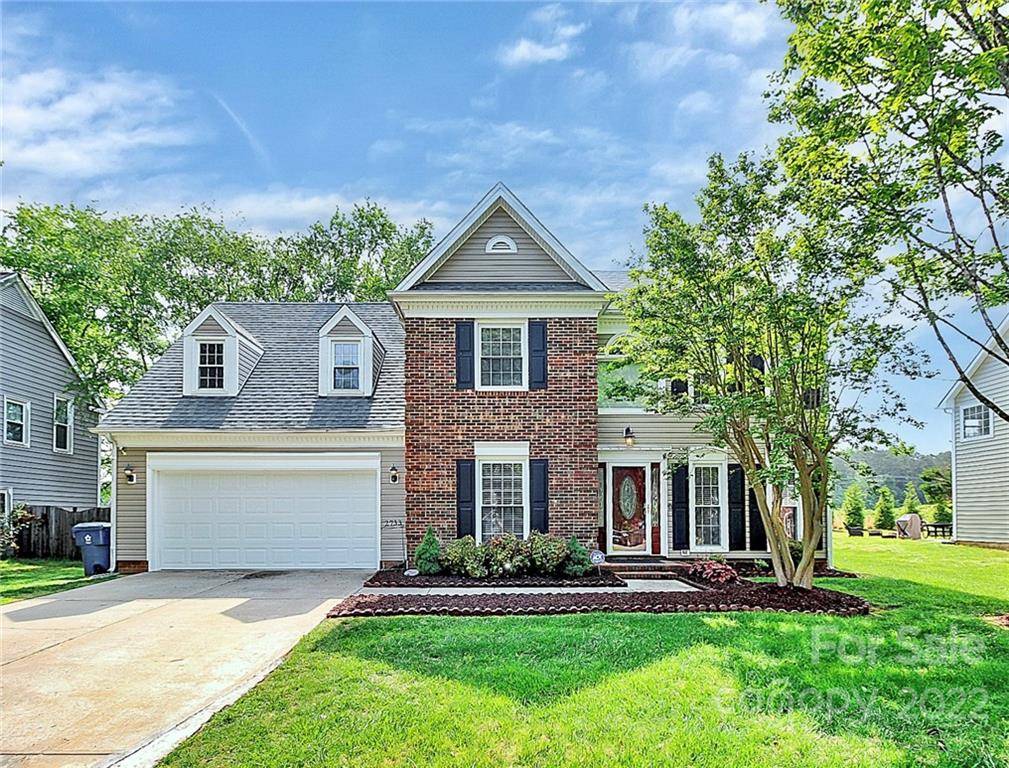 Matthews, NC 28105,2733 Edgebrook CIR