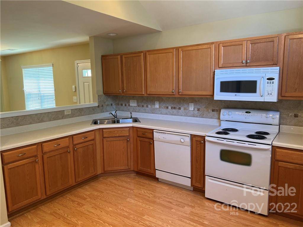 Charlotte, NC 28270,11027 Alderbrook LN