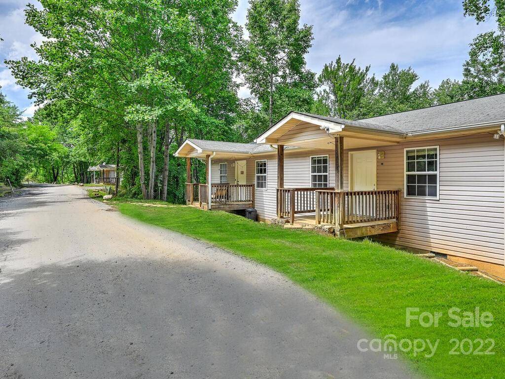 Candler, NC 28715,75 Carrion LN