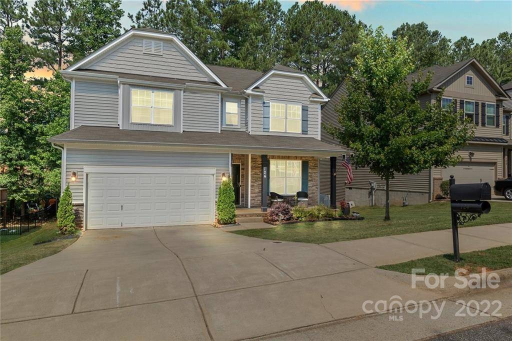 Statesville, NC 28677,124 Carolinian DR