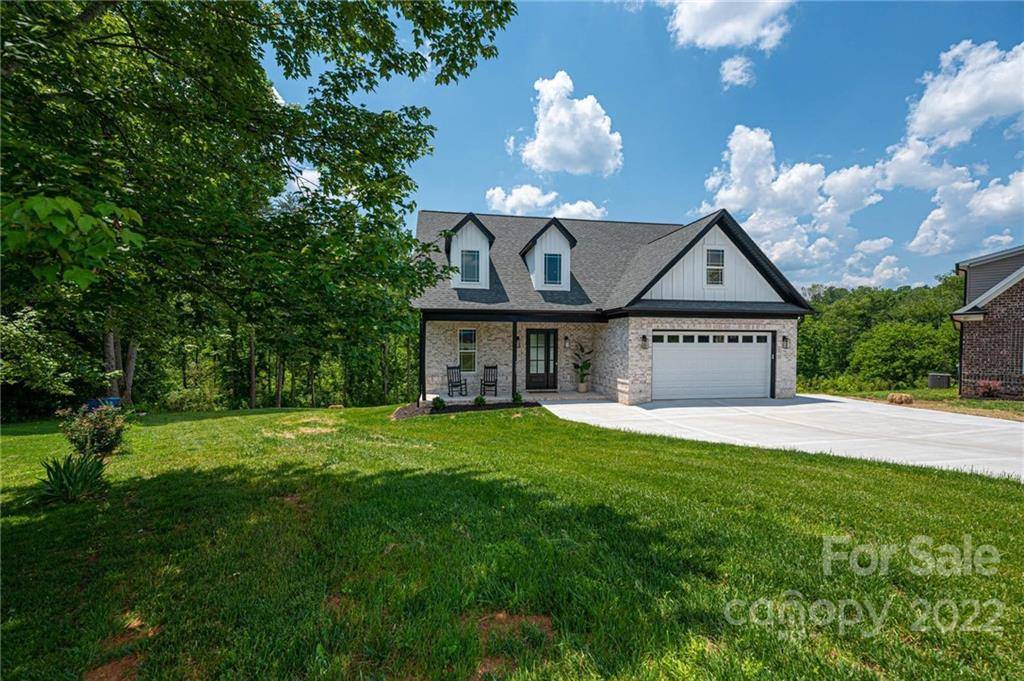 Hickory, NC 28602,5005 Brickfield ST
