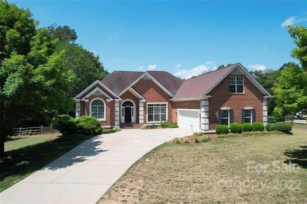 Davidson, NC 28036,19617 Callaway Hills LN