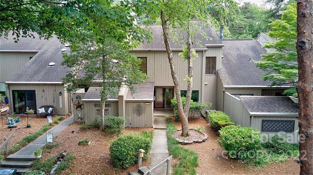 Lake Wylie, SC 29710,185 Riverview TER