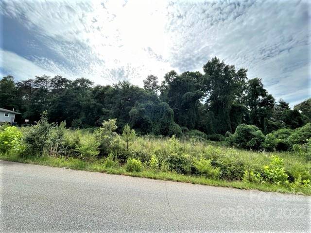 Forest City, NC 28043,8 Shadowgate DR #8