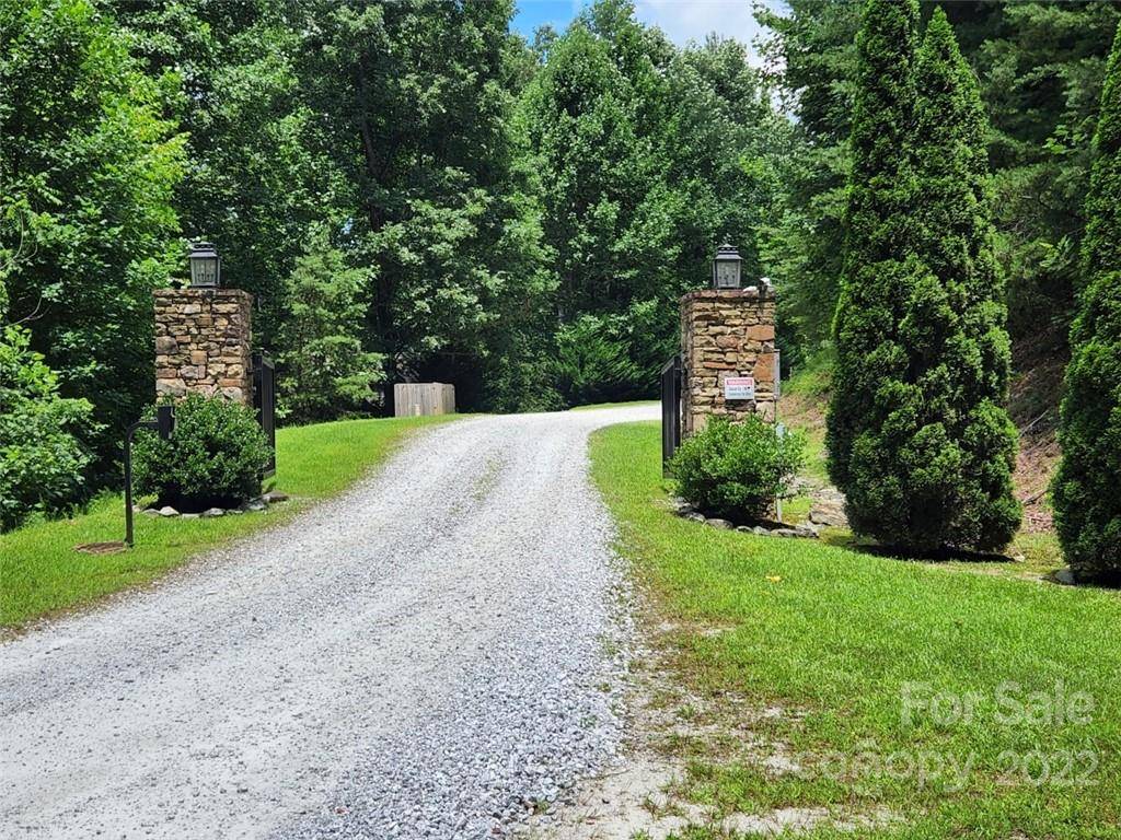 Zirconia, NC 28790,00 Summit Landing DR #3